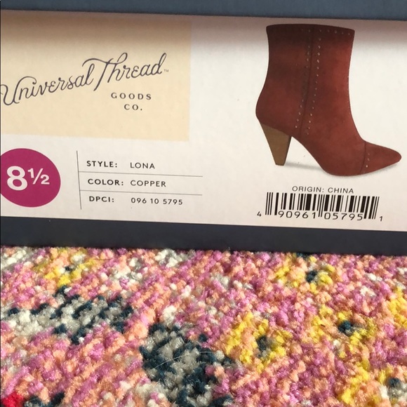 Universal Thread Suede Boots - Picture 2 of 4